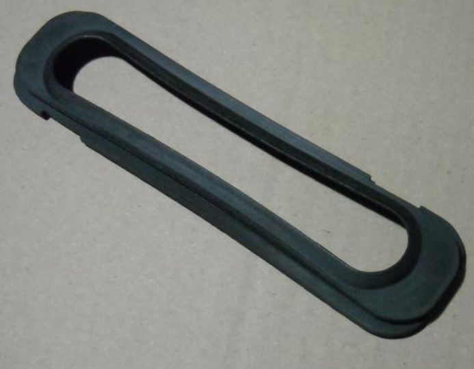 Sealing exhaust pipe