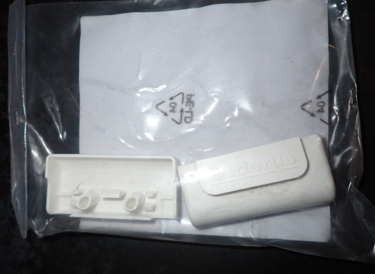 Cap cover grille 11/21 RAL9016 (2x)